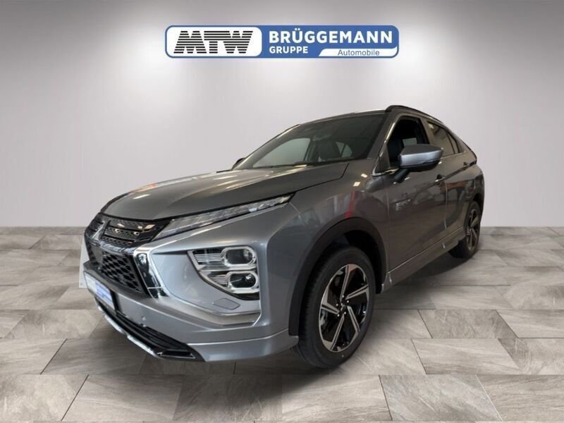Grau Gebraucht 2024 Mitsubishi Eclipse Cross Plus SUV | 33.870 € - Bild 1/4