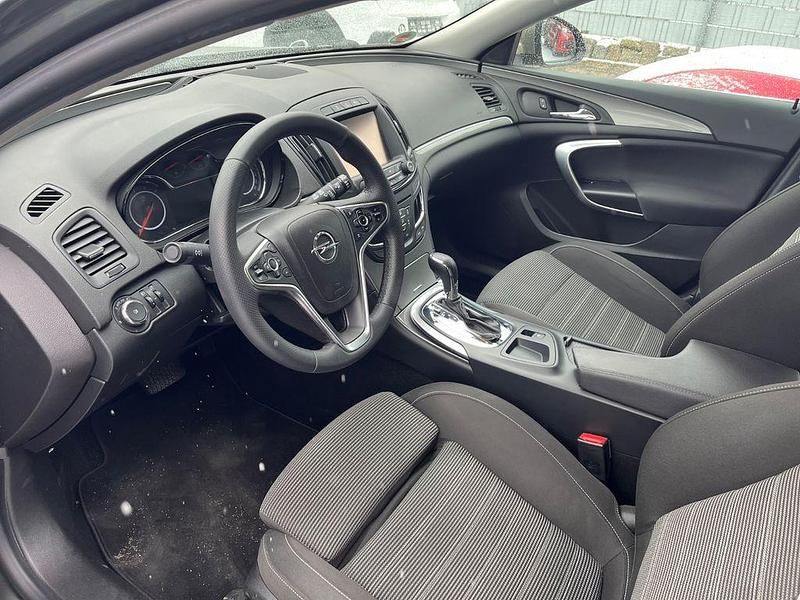 Gebraucht Opel Insignia Edition 136 PS (100 kW) 2017 Grau Kombi