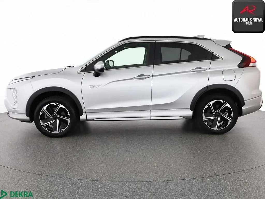 Gebraucht Mitsubishi Eclipse Cross Select 188 PS (138 kW) 2022 Sterlingsilber SUV