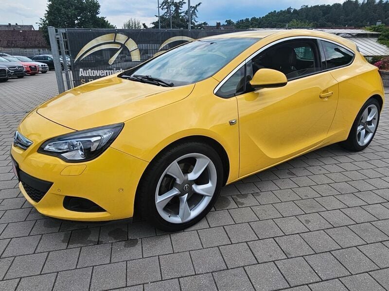 Gelb Gebraucht 2014 Opel Astra GTC Coupé | 8.990 € (Fairer Preis) - Bild 1/4