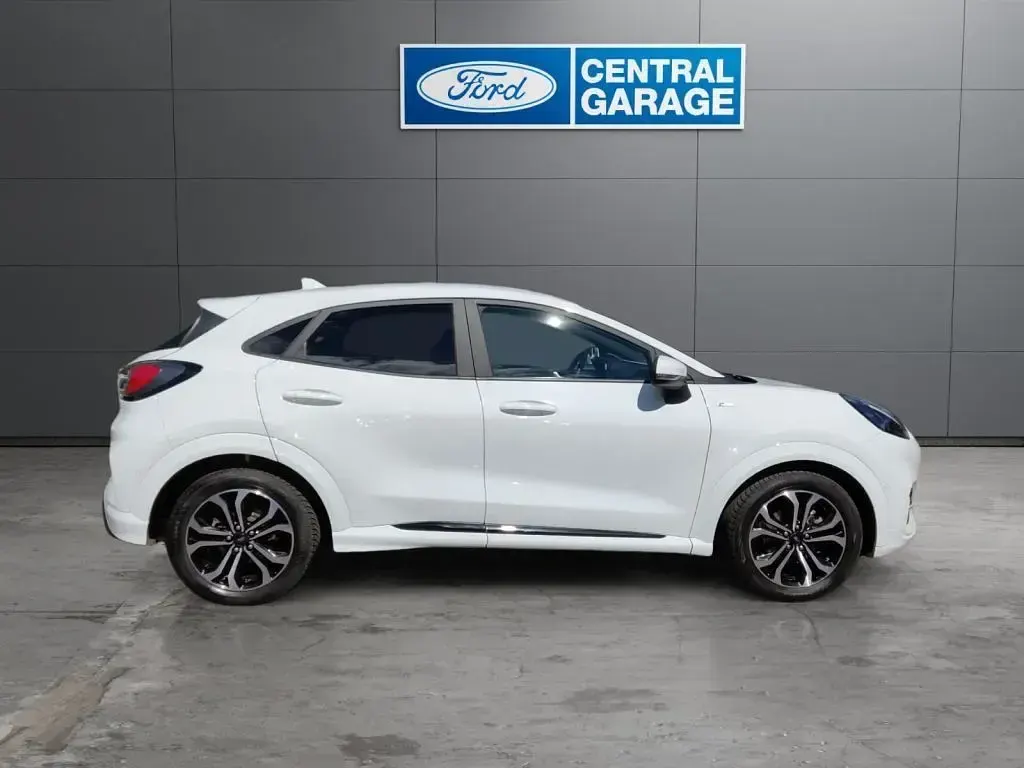 Gebraucht Ford Puma ST-Line 155 PS (114 kW) 2020 Weiß SUV