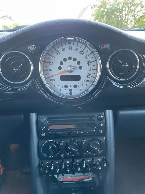 Usata Mini ONE 90 CV (66 kW) 2005 Nero Utilitaria