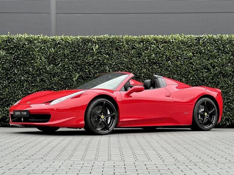 Gebraucht Ferrari 458 566 PS (416 kW) 2015 Rot Cabrio