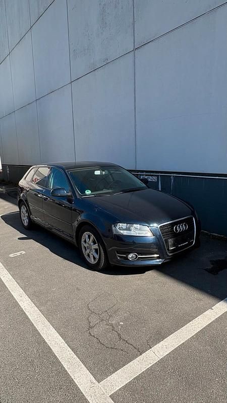 Second-hand Audi A3 Ambiente 160 CP (117 kW) 2010 Albastru Hatchback