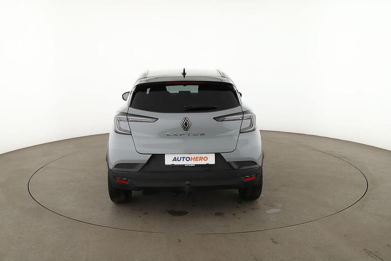 Gebraucht Renault Captur Techno 158 PS (116 kW) 2025 Grau SUV