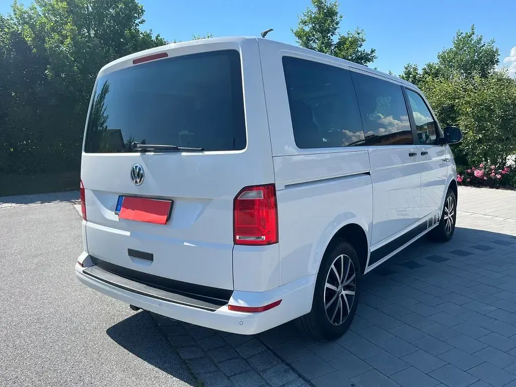 Gebraucht VW Multivan 150 PS (110 kW) 2016 Weiß Van / Kleinbus