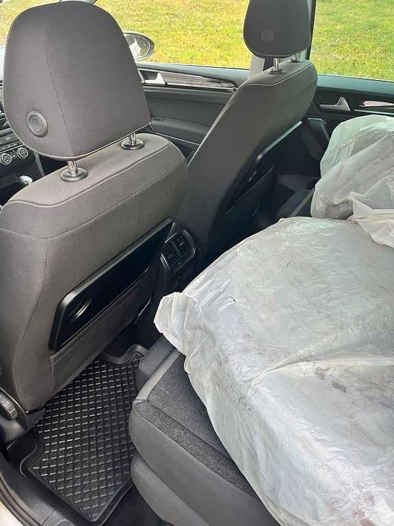 Gebraucht VW Golf Sportsvan Highline 125 PS (91 kW) 2015 Silber Van / Kleinbus