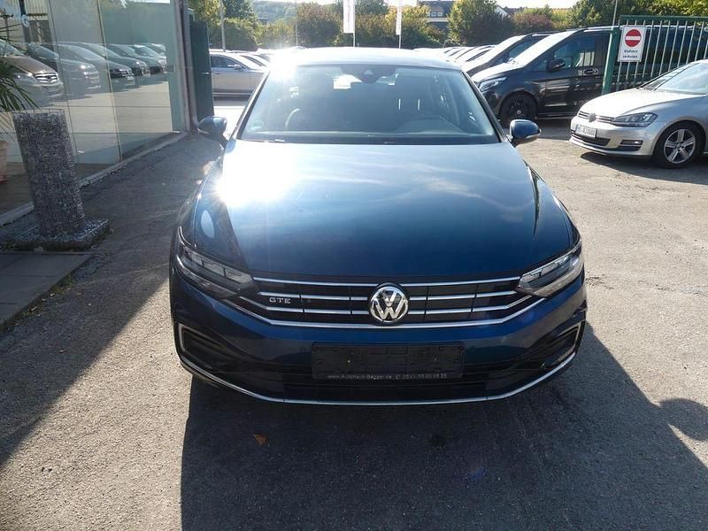Gebraucht VW Passat GTE 156 PS (114 kW) 2020 Blau Kombi