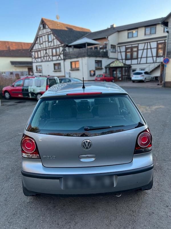 Gebraucht VW Polo Trendline 60 PS (44 kW) 2009 Grau Kleinwagen