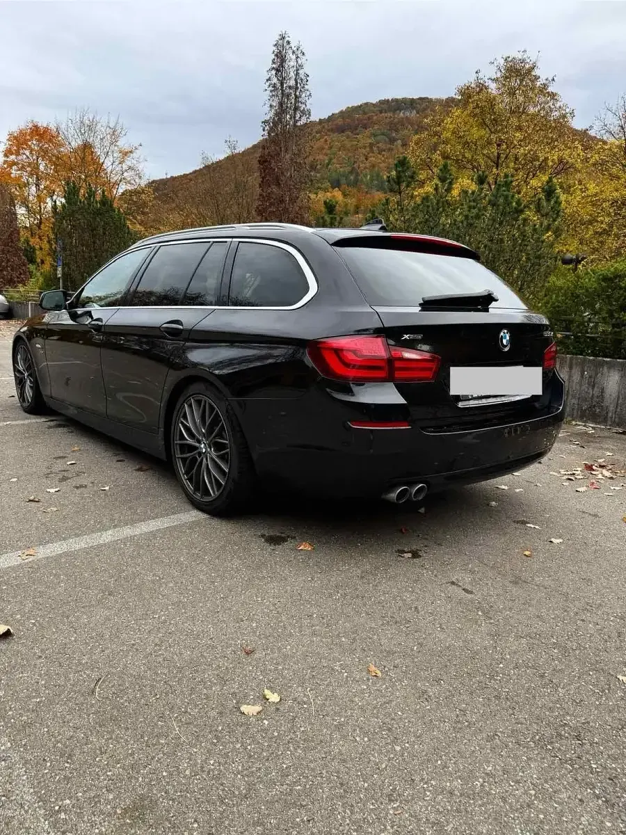 Usado BMW 530 258 CV (189 kW) 2011 Negro Familiar