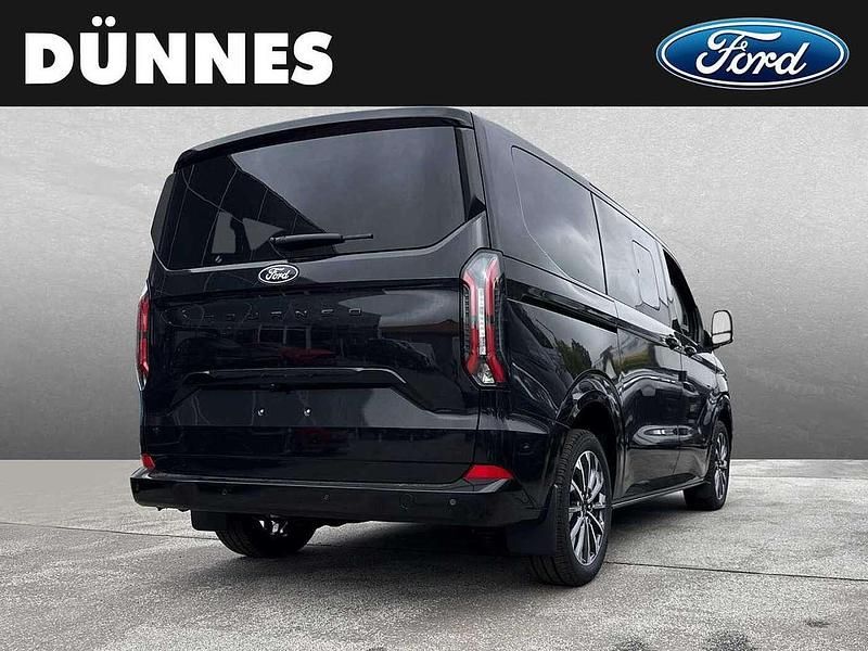Neu Ford Tourneo Titanium X 170 PS (125 kW) 2025 Agate black metallic Kombi