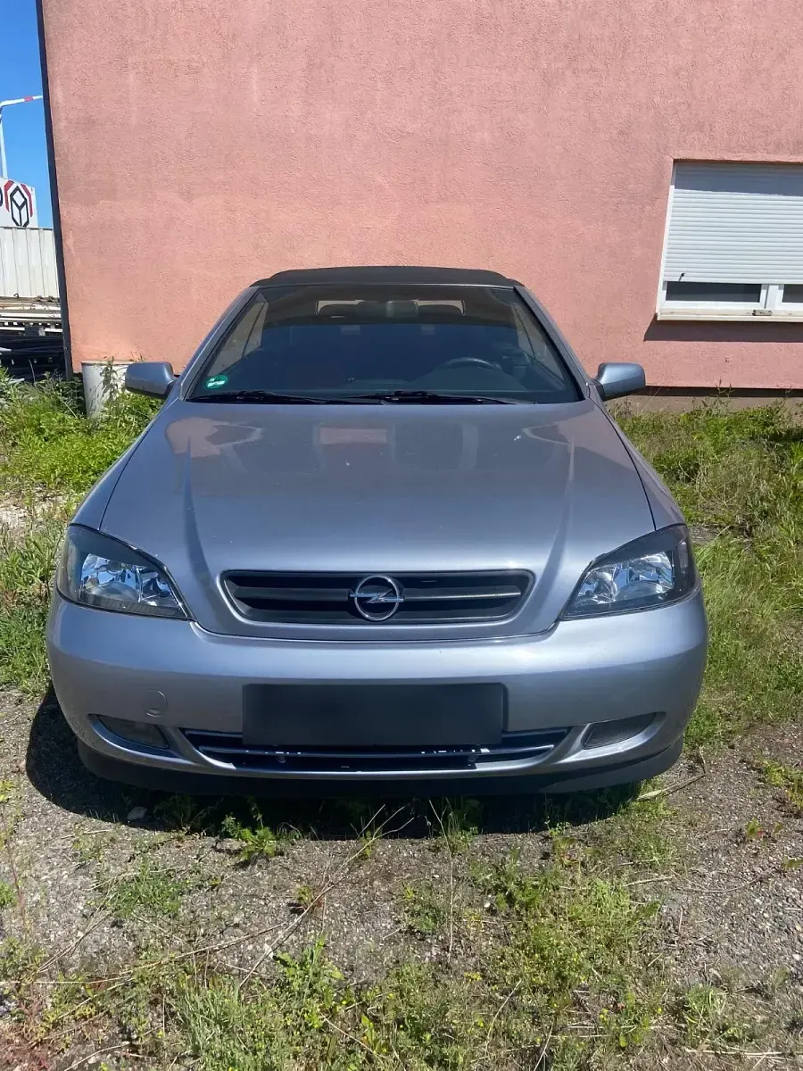 Gebraucht Opel Astra 147 PS (108 kW) 2003 Silber Cabrio