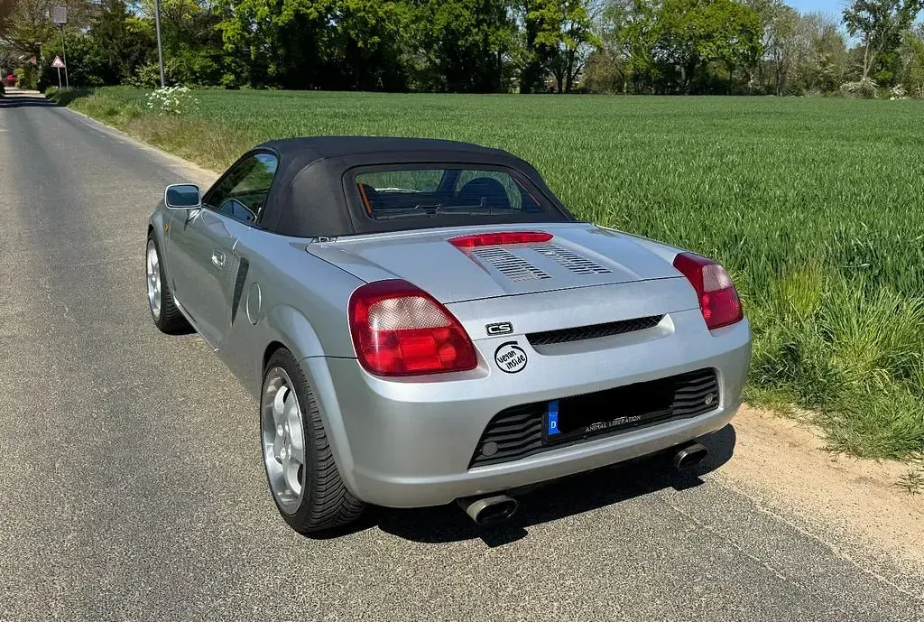 Gebraucht Toyota MR2 140 PS (102 kW) 2001 Silber Cabrio