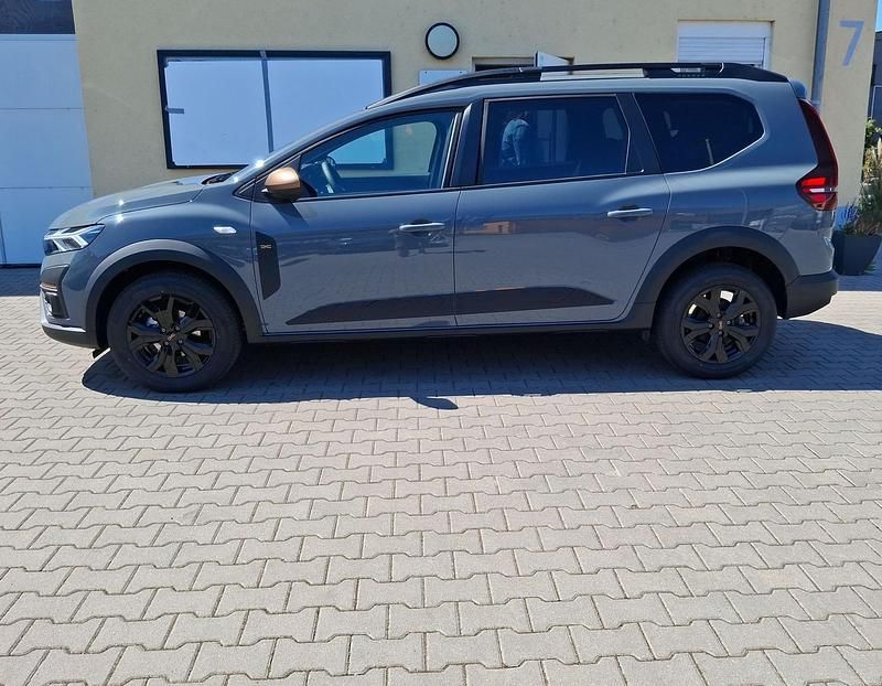 Neu Dacia Jogger Extreme 110 PS (80 kW) 2025 Schiste grey metallic Van / Kleinbus