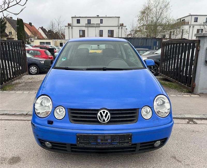 Gebraucht VW Polo 75 PS (55 kW) 2003 Blau Kleinwagen