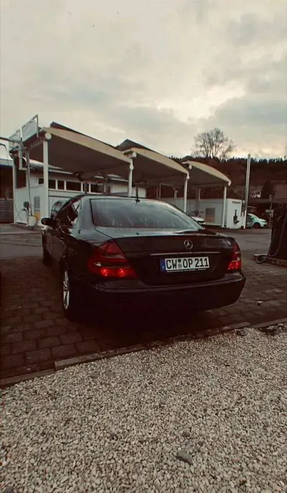 Gebraucht Mercedes 200 122 PS (89 kW) 2004 Blau Limousine