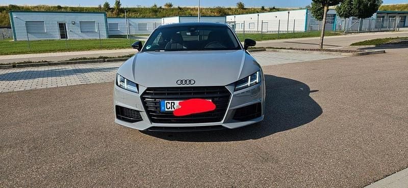 Gebraucht Audi TT Ambiente 230 PS (169 kW) 2017 Grau Coupé