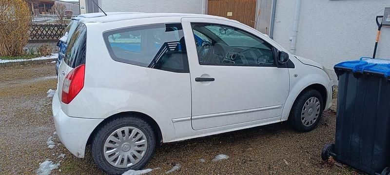 Gebraucht Citroën C2 Style 60 PS (44 kW) 2008 Weiß Kleinwagen