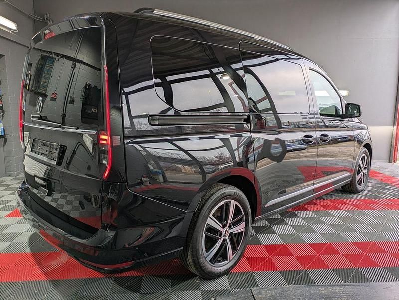 Gebraucht VW Caddy Maxi Style 122 PS (89 kW) 2022 Schwarz Van / Kleinbus