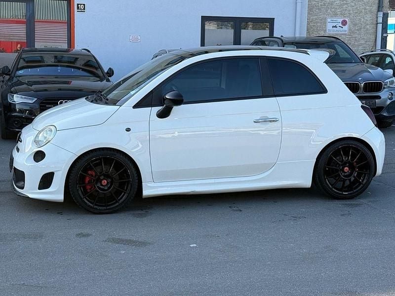 Gebraucht Abarth 595 250 PS (183 kW) 2011 Weiß Kleinwagen