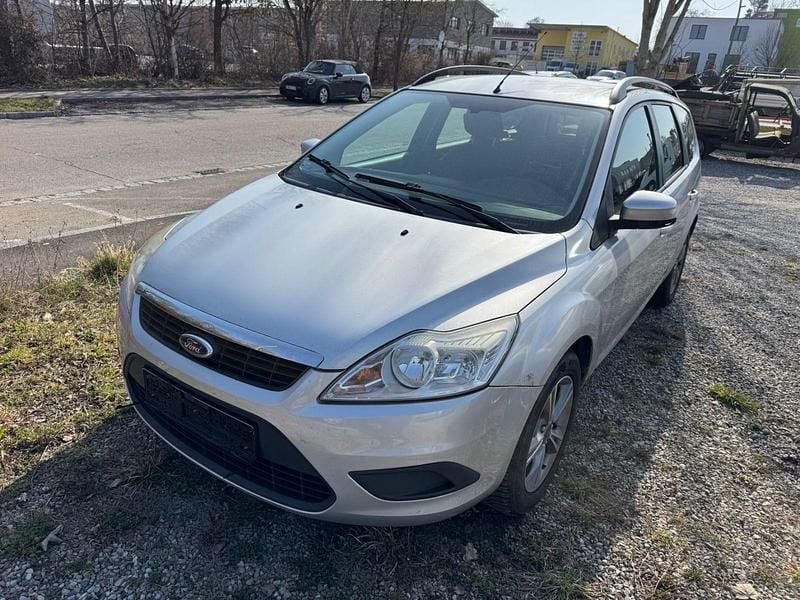 Gebraucht Ford Focus Style 101 PS (74 kW) 2008 Silber Kombi
