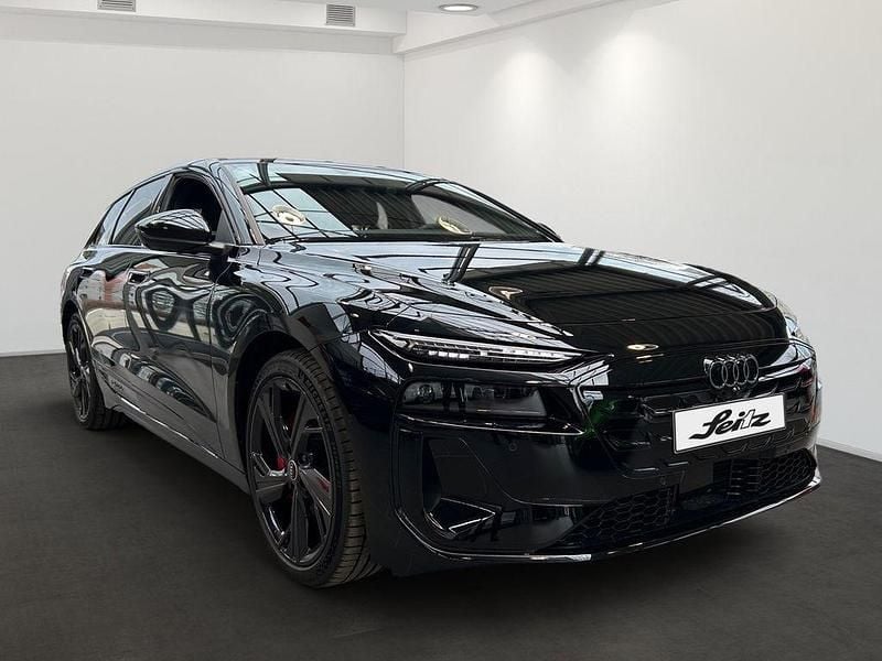 Neu Audi A6 e-tron Performance 269 kW (367 PS) 2025 Mythosschwarz metallic Kombi