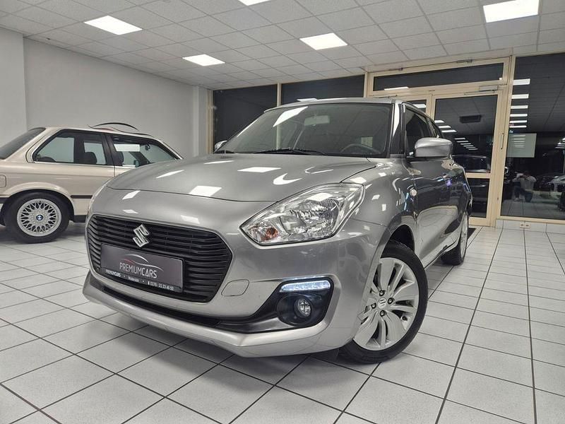 Gebraucht Suzuki Swift Comfort 90 PS (66 kW) 2019 Grau Kleinwagen