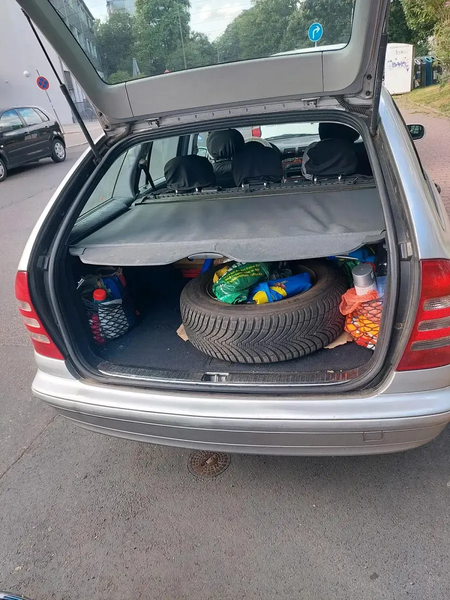Gebraucht Mercedes 220 Classic 143 PS (105 kW) 2002 Silber Kombi