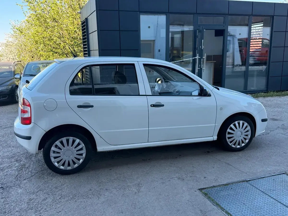 Gebraucht Skoda Fabia 54 PS (39 kW) 2005 Weiß Limousine