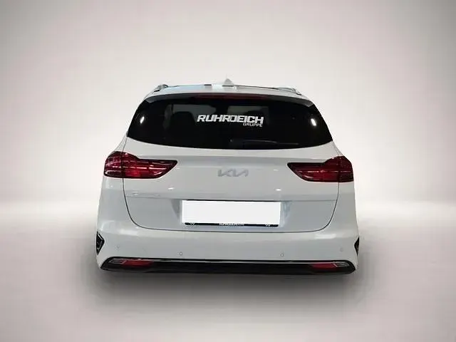 Gebraucht Kia Ceed Sportswagon Platinum 140 PS (102 kW) 2025 Manufacturer Kombi