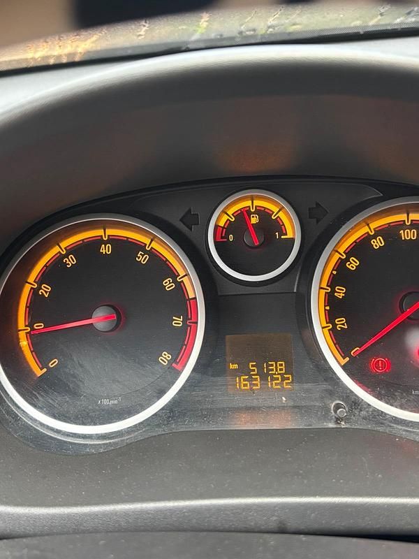 Gebraucht Opel Corsa 78 PS (57 kW) 2010 Kleinwagen