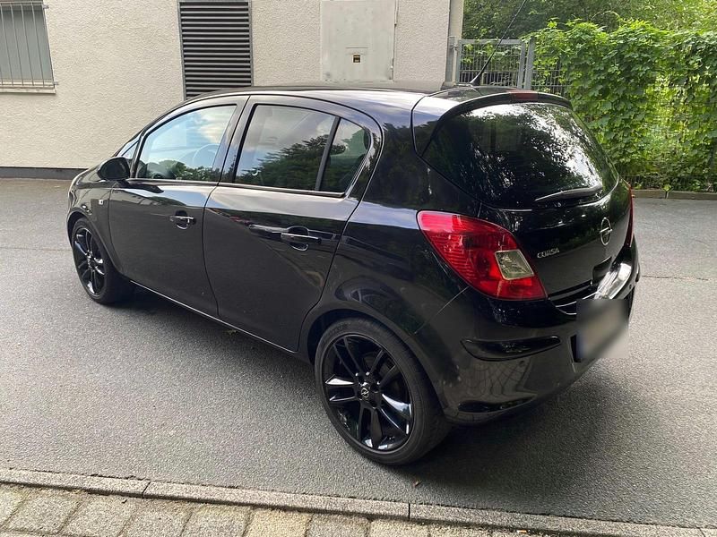 Gebraucht Opel Corsa 82 PS (60 kW) 2009 Schwarz Kleinwagen