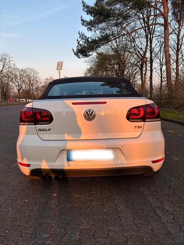 Gebraucht VW Golf Cabriolet 122 PS (89 kW) 2013 Weiß Cabrio