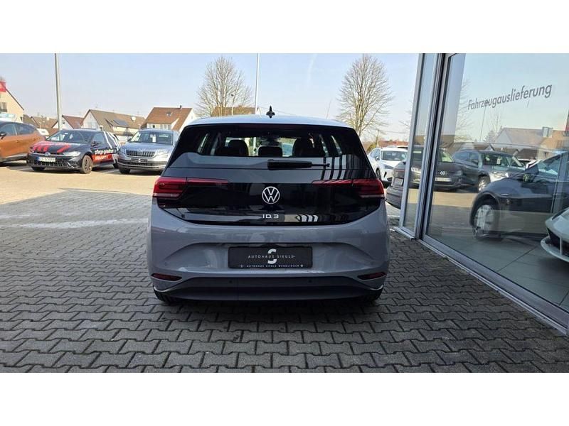 Gebraucht VW ID.3 Pure 110 kW (150 PS) 2021 Mondsteingrau Kleinwagen