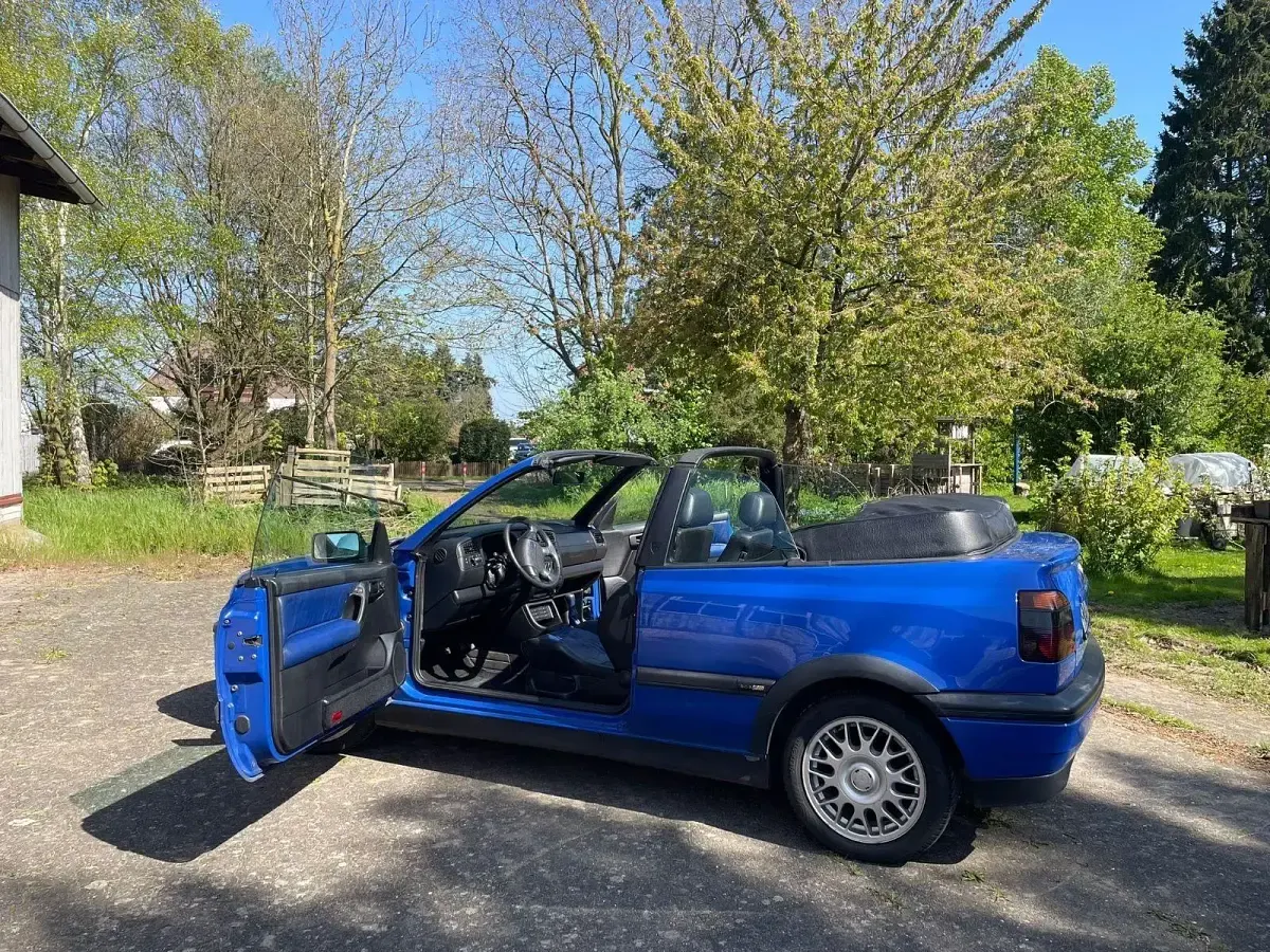 Gebraucht VW Golf Cabriolet Conceptline 90 PS (66 kW) 1995 Blau Cabrio
