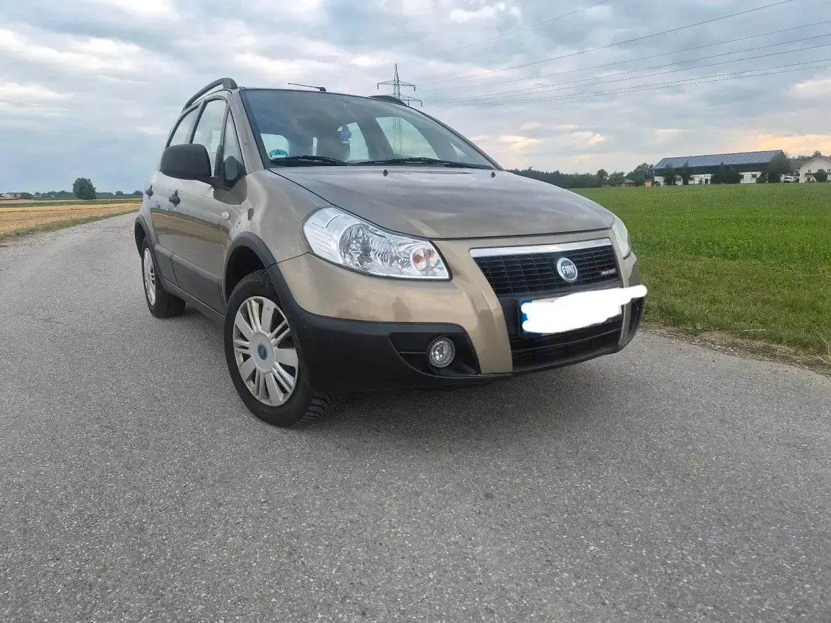 Gebraucht Fiat Sedici 120 PS (88 kW) 2008 Grau SUV