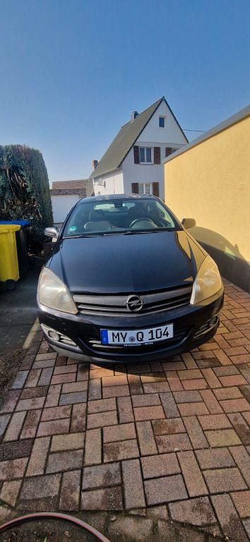 Gebraucht Opel Astra GTC 105 PS (77 kW) 2006 Schwarz Limousine