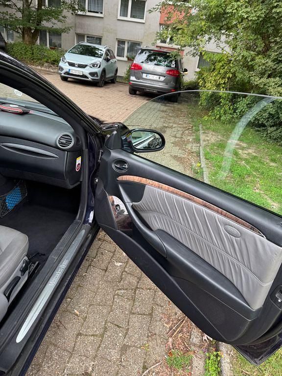 Blau Gebraucht 2005 Mercedes CLK320 Avantgarde Coupé | 4.000 € (Superpreis) - Bild 1/4