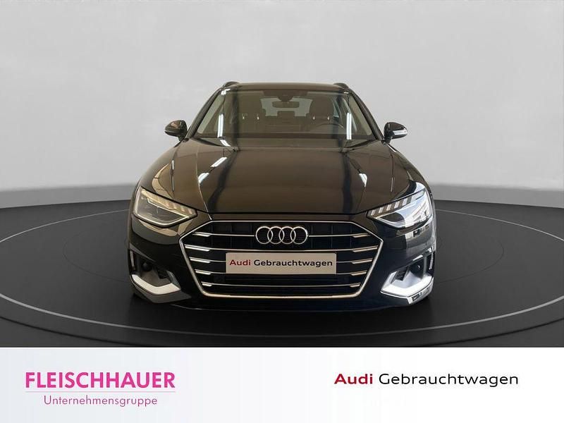 Second-hand Audi A4 Advanced 150 CP (110 kW) 2023 Negru Break