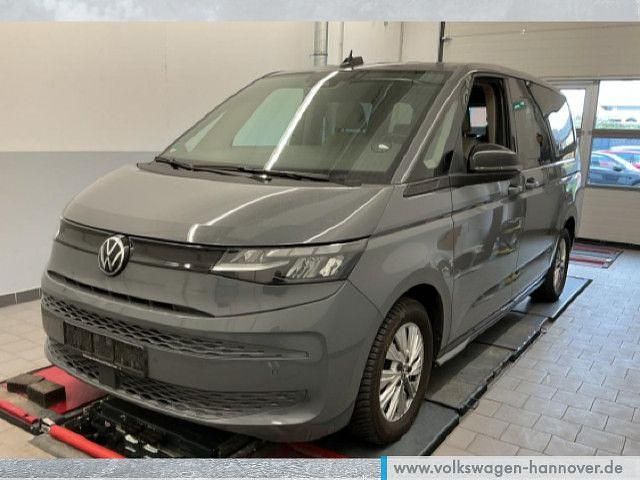 Second-hand VW Multivan Basis 218 CP (160 kW) 2022 Gri Monovolum