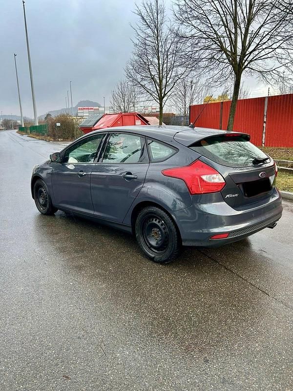 Gebraucht Ford Focus 150 PS (110 kW) 2014 Limousine