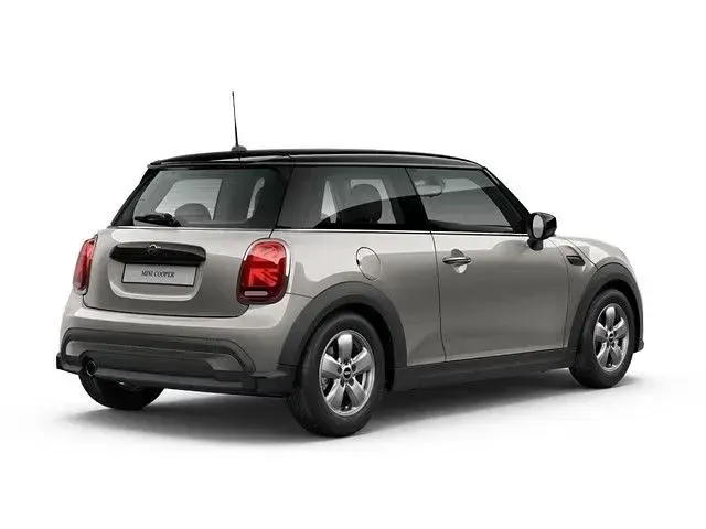 Gebraucht Mini Cooper Essential 136 PS (100 kW) 2023 Silber Kleinwagen