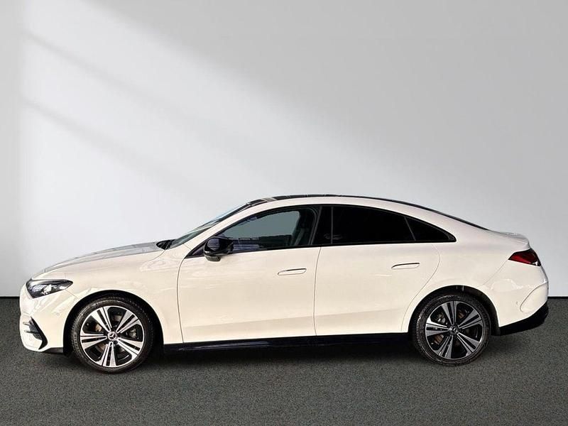 Gebraucht Mercedes CLA 250+ AMG line 200 kW (272 PS) 2025 Weiß Limousine