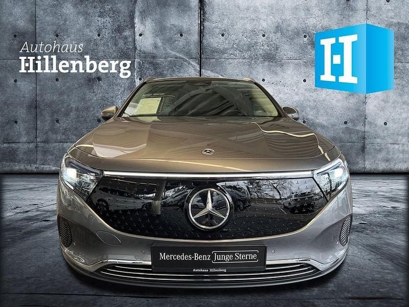 Gebraucht Mercedes EQA300 167 kW (228 PS) 2025 Grau SUV