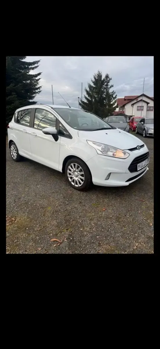 Używany Ford B-MAX Trend 101 KM (74 kW) 2016 Biały Minivan