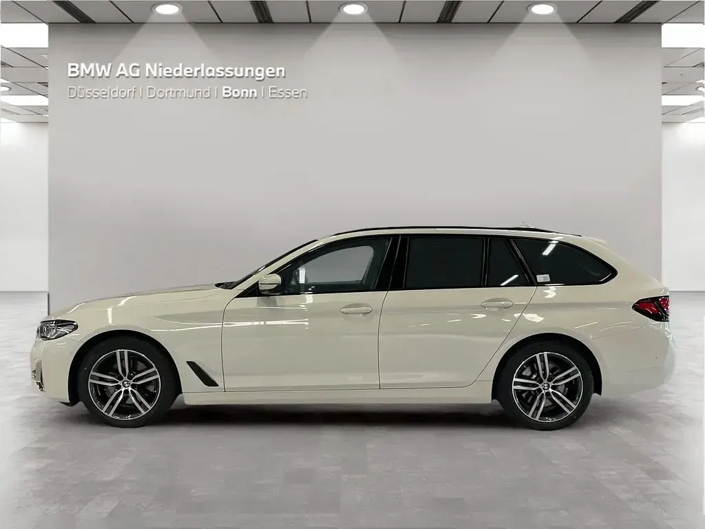 Gebraucht BMW 520 190 PS (139 kW) 2023 Weiß Limousine