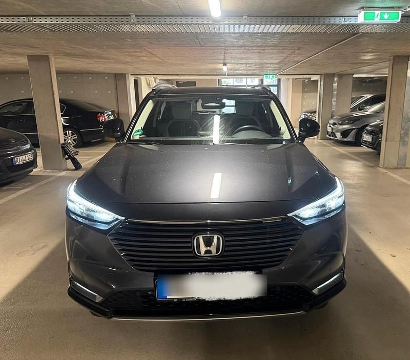 Grau Gebraucht 2021 Honda HR-V Advance SUV | 22.250 € (Superpreis) - Bild 1/4