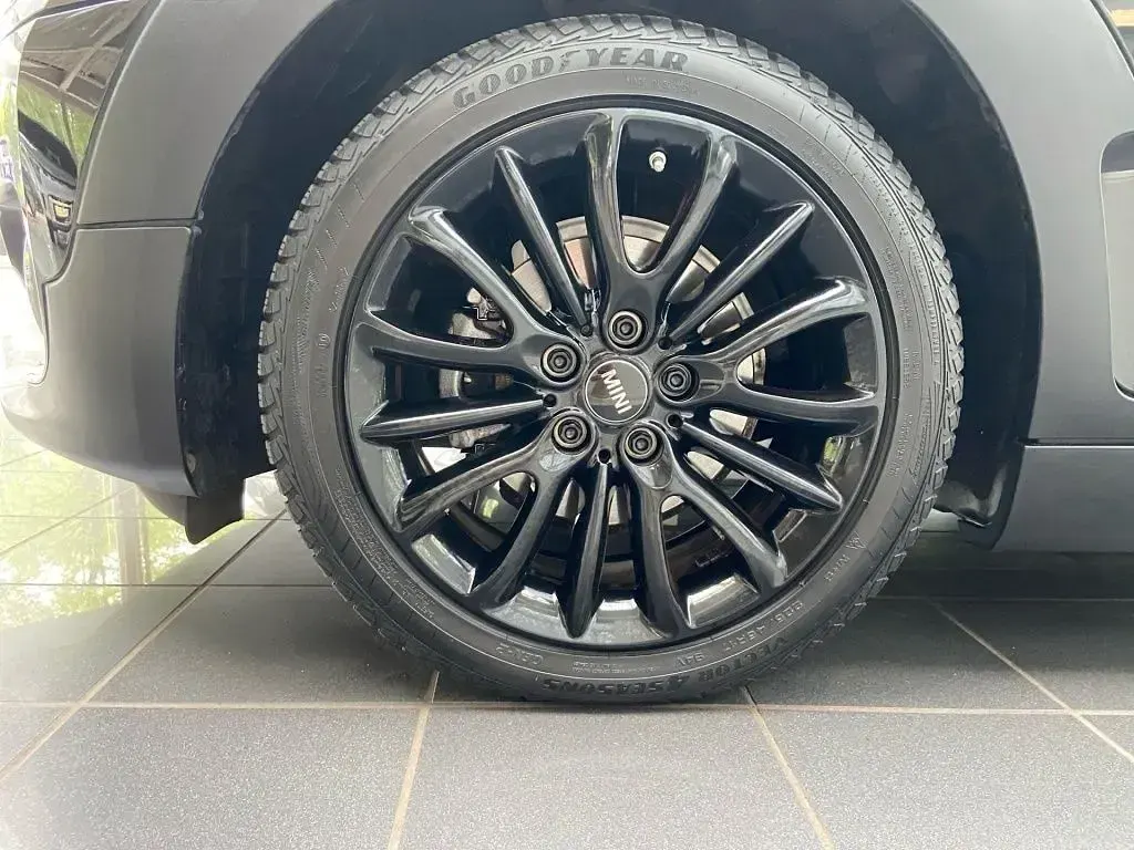 Gebraucht Mini One Clubman 102 PS (75 kW) 2018 Blau Kombi