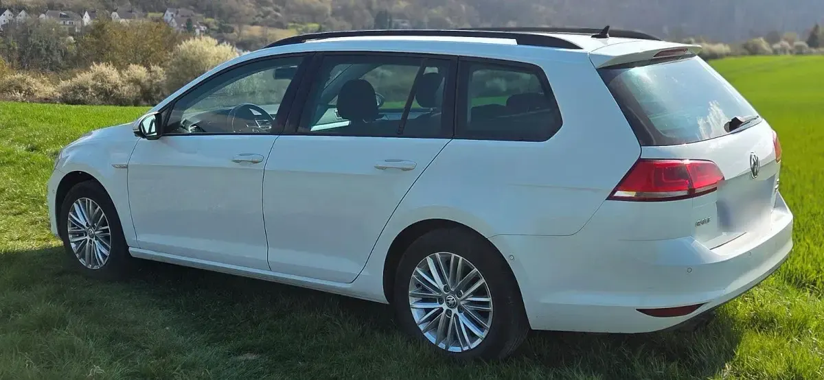 Gebraucht VW Golf VII Cup 122 PS (89 kW) 2014 Weiß Kombi