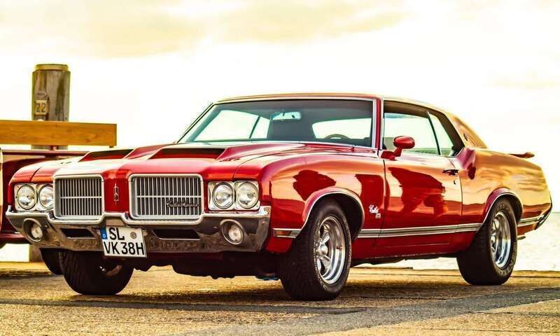 Rot Gebraucht 1971 Oldsmobile Cutlass Coupé | 29.995 € - Bild 1/4